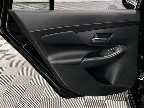 New 2026 Nissan Sentra SR w/ SR Premium Package FWD image 34