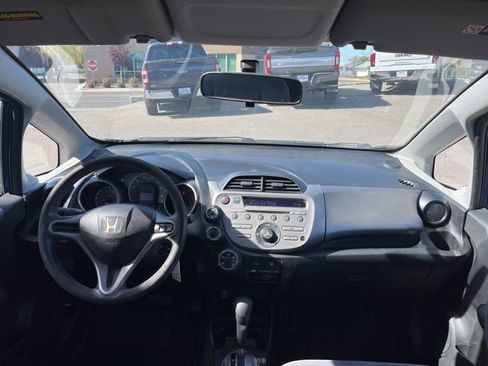 Used 2011 Honda Fit image 38