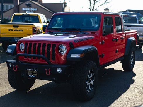 Used 2020 Jeep Gladiator Sport w/ Quick Order Package 24S image 4