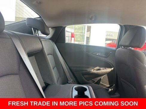 Used 2022 Chevrolet Malibu LT image 13