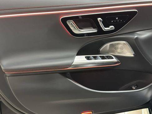 New 2026 Mercedes-Benz E 53 AMG e 4MATIC Sedan image 15
