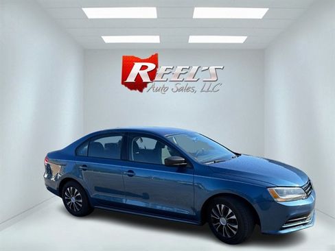 Used 2015 Volkswagen Jetta S FWD image 4