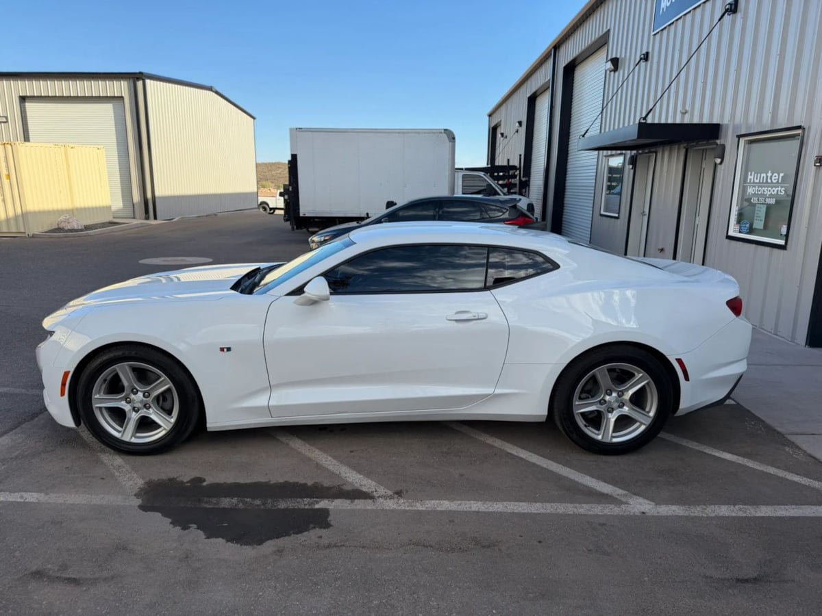 Used 2023 Chevrolet Camaro LT RWD image 3