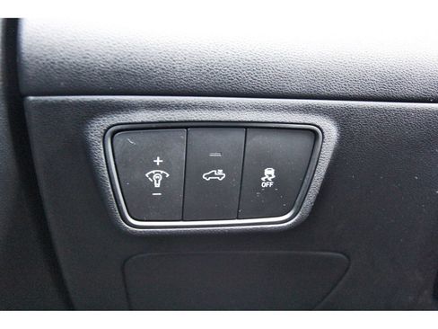 Used 2024 Hyundai Santa Cruz SE FWD image 22