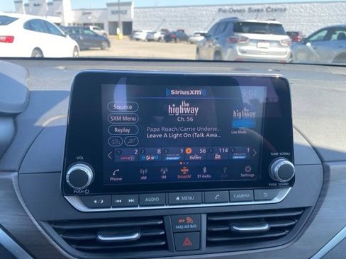 Used 2023 Nissan Altima 2.5 SV image 22