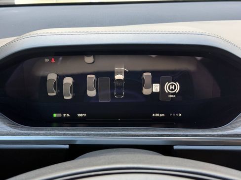 Used 2022 Tesla Model X AWD/4WD image 13