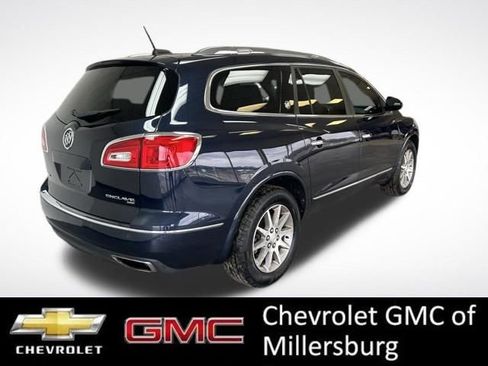 Used 2017 Buick Enclave Leather image 3