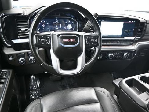 Used 2024 GMC Sierra 1500 SLT RWD image 18