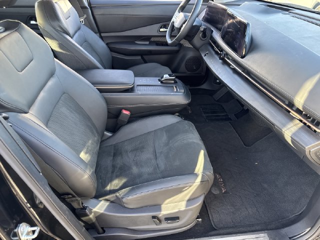 Certified 2024 Nissan Ariya AWD image 28