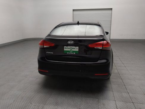 Used 2018 Kia Forte LX FWD image 7