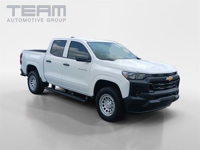 New 2025 Chevrolet Colorado W/T w/ WT Convenience Package II