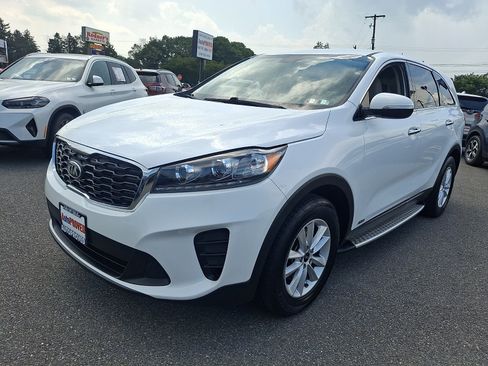 Used 2020 Kia Sorento LX AWD/4WD image 3