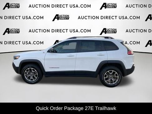 Used 2021 Jeep Cherokee Trailhawk w/ Sun, Sound & Nav Group AWD/4WD image 3