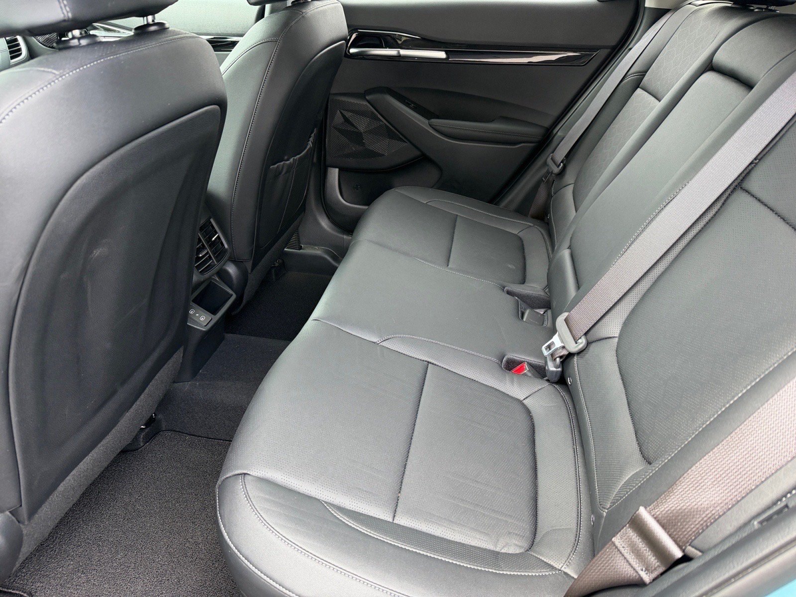 Certified 2026 Kia Seltos EX w/ EX Sunroof Package AWD/4WD image 19