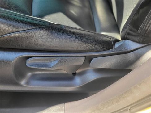 Used 2020 Toyota C-HR LE image 20