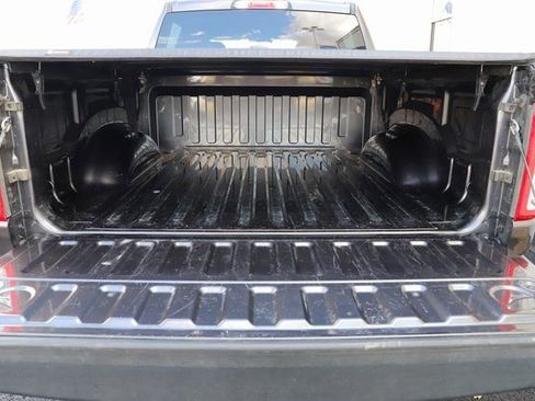 Used 2024 RAM 1500 Big Horn image 8