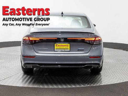 Used 2023 Honda Accord Sport image 6