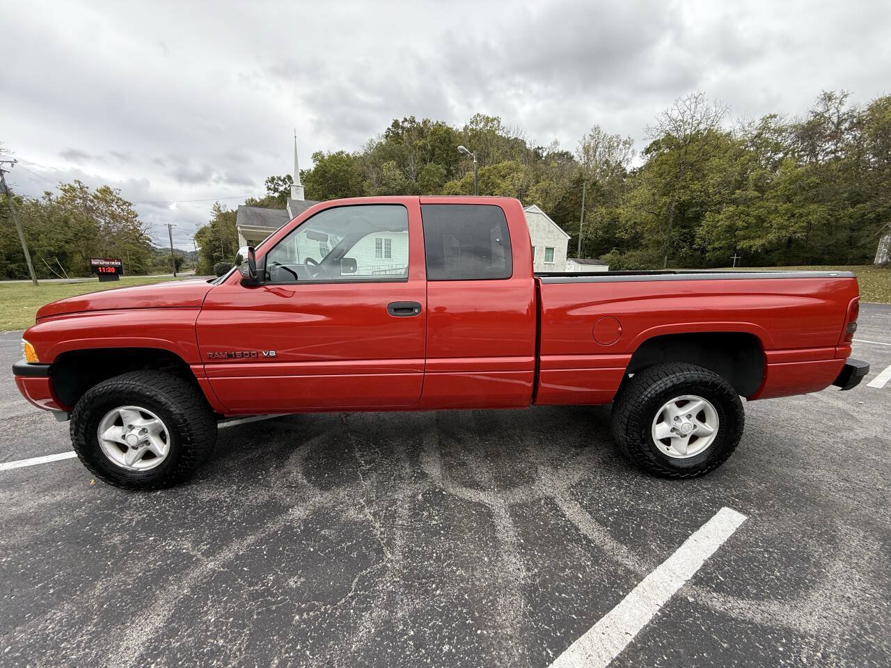 Used 1997 Dodge Ram 1500 Truck 4x4 Club Cab image 3