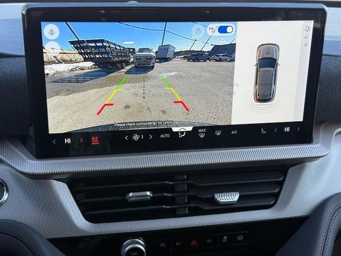New 2026 Ford Explorer Active AWD/4WD image 21