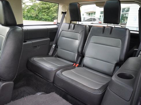 Used 2014 Ford Flex Limited w/ Equipment Group 303A AWD/4WD image 11