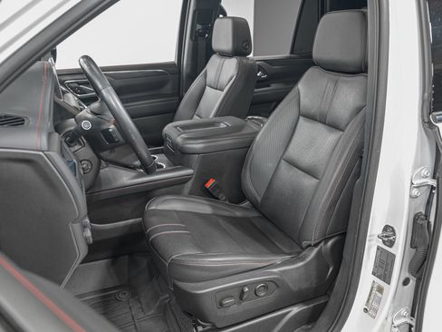 Used 2022 Chevrolet Tahoe RST w/ Luxury Package image 16