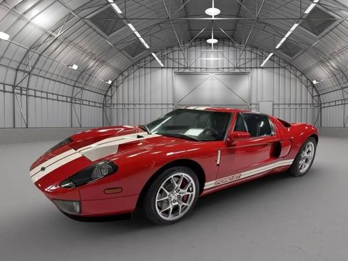Used 2005 Ford GT Coupe 2D image 1