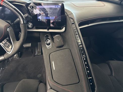 Used 2023 Chevrolet Corvette Z06 image 31