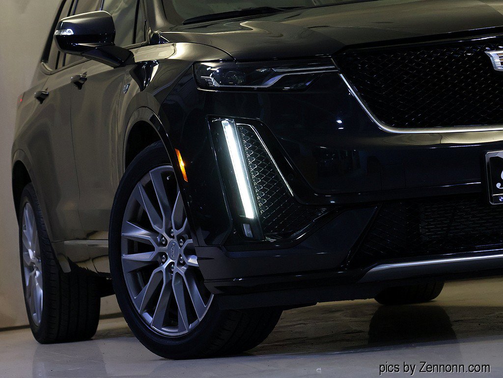 Used 2020 Cadillac XT6 Sport AWD/4WD image 4