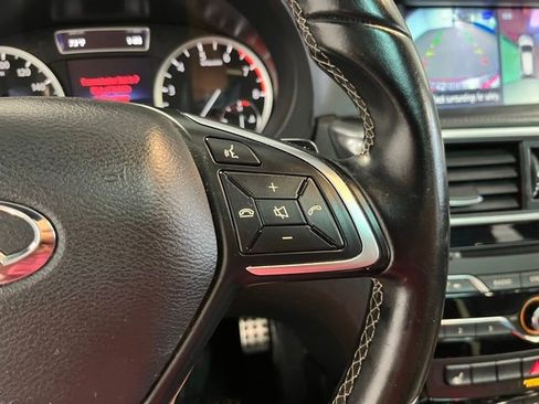 Used 2018 INFINITI QX30 Sport w/ Sport Leather Package FWD image 27