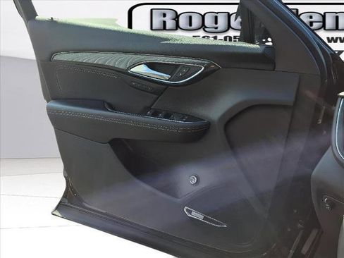 Used 2023 Buick Envision Essence w/ Technology Package I image 21