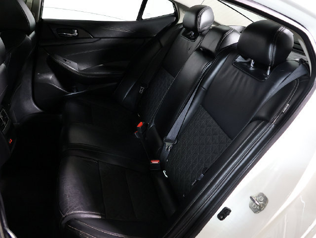 Used 2019 Nissan Maxima Platinum w/ Sport Mat Group FWD image 13