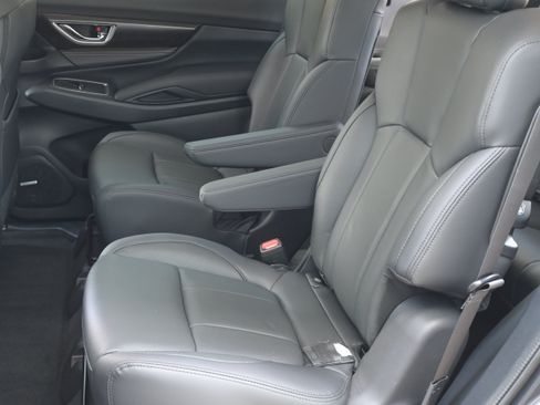 Used 2026 Subaru Ascent Touring AWD/4WD image 31