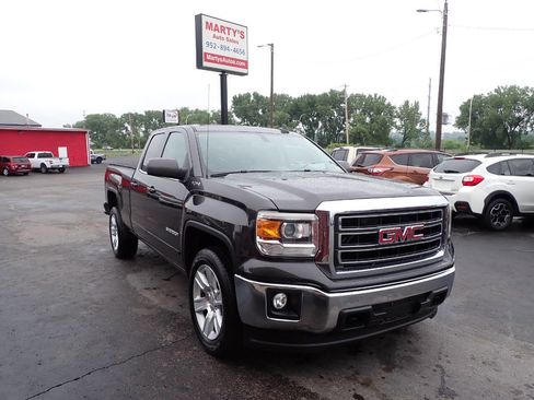 Used 2015 GMC Sierra 1500 SLE w/ SLE Value Package AWD/4WD image 1