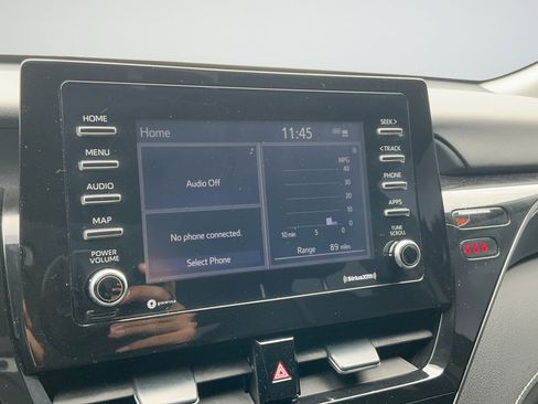 Used 2023 Toyota Camry SE FWD image 11