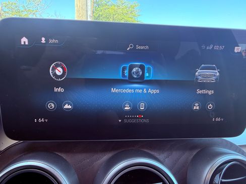 Used 2020 Mercedes-Benz GLC 300 4MATIC image 6