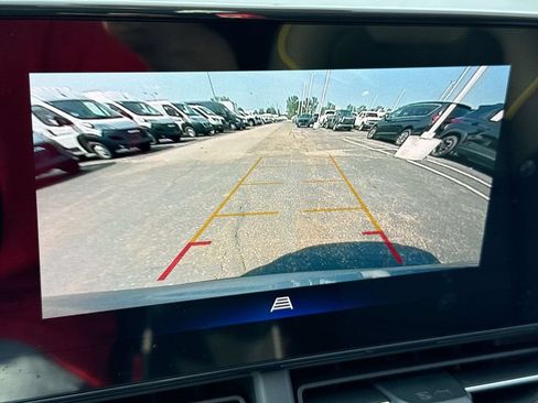 Used 2025 Chevrolet Trax ACTIV w/ Sunroof Package FWD image 17