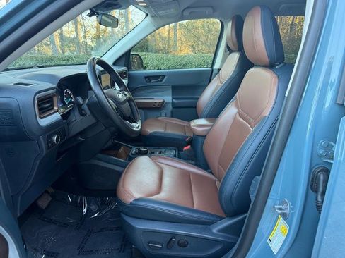 Used 2023 Ford Maverick Lariat image 19