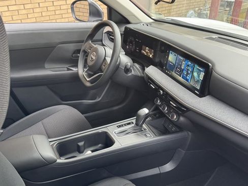 New 2026 Nissan Kicks S FWD image 10