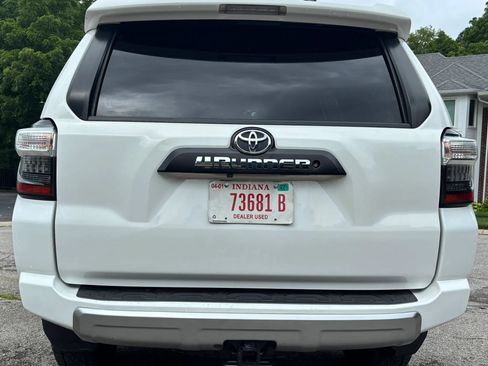 Used 2016 Toyota 4Runner Trail Premium w/ Four Season Floor Mat Package AWD/4WD image 7