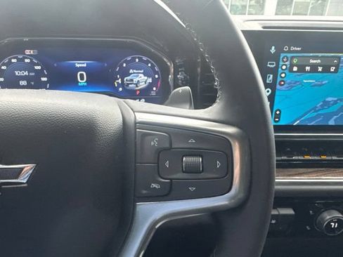 Used 2025 Chevrolet Silverado 1500 LT Trail Boss w/ LT Trail Boss Premium Package AWD/4WD image 12