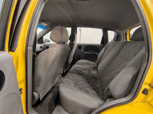 Used 2005 Chevrolet Aveo LS image 20