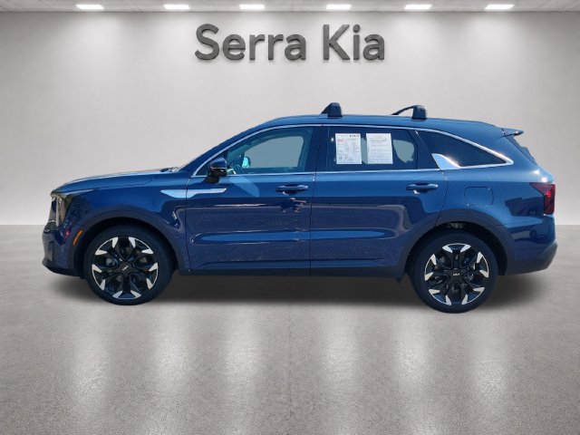Used 2025 Kia Sorento EX w/ Panoramic Sunroof Package FWD image 2