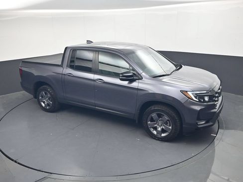 Certified 2025 Honda Ridgeline TrailSport image 35