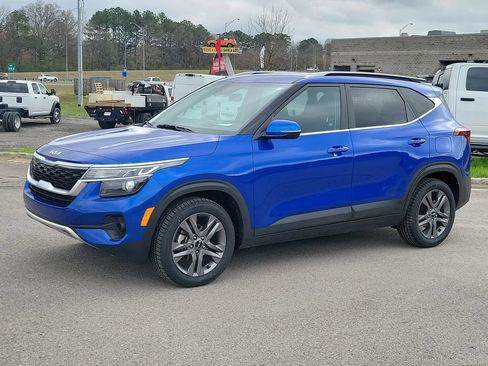 Used 2023 Kia Seltos S w/ Navigation Package image 7