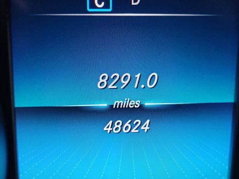 Used 2020 Mercedes-Benz GLC 300 4MATIC image 16