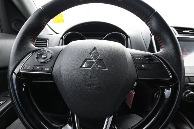 Used 2025 Mitsubishi Outlander Sport ES AWD/4WD image 12