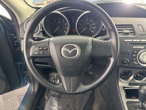 Used 2011 MAZDA MAZDA3 i Sport image 28