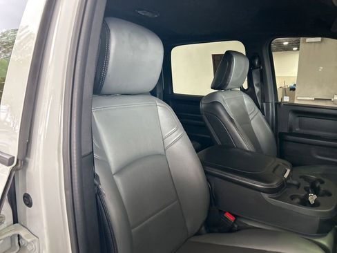 Used 2024 RAM 3500 Tradesman image 19