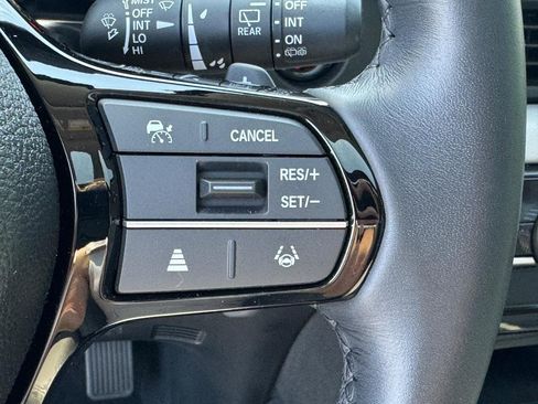 Certified 2025 Honda Pilot Touring image 36