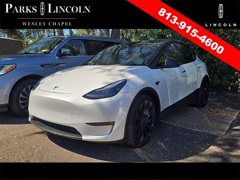 Used 2022 Tesla Model Y Performance image 5